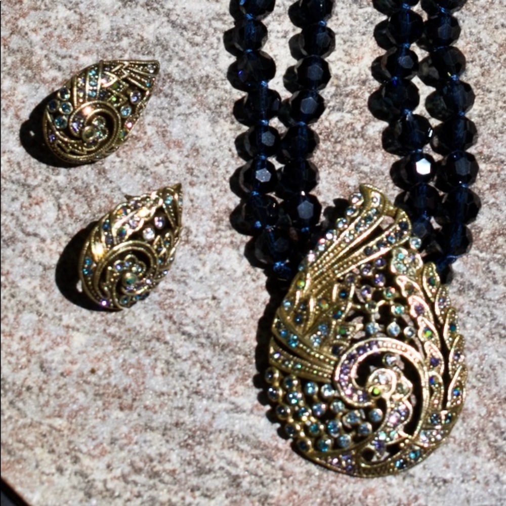 🎉HP Heidi Daus “Teared Tapestry” Set